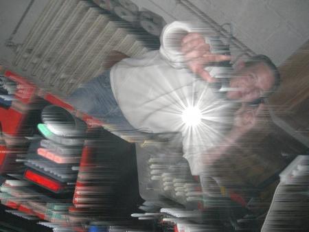 mwa en mode<<<<<dj<<<<<<<